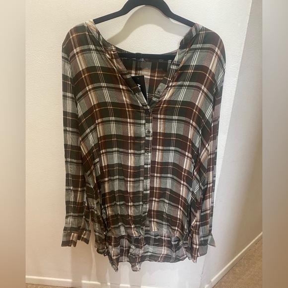 NWT plaid shirt - Picture 1 of 6